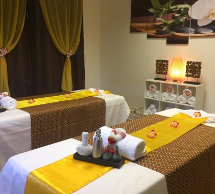 Four Hand Massage in Wakad